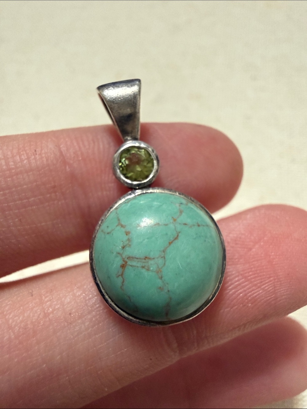 Sterling Silver 925 Turquoise Colored & Peridot Round Pendant